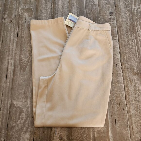 L.L.Bean Womens Khaki Pants Size 12 Wrinkle Resistant 100% Cotton Runs Small New - Picture 1 of 8